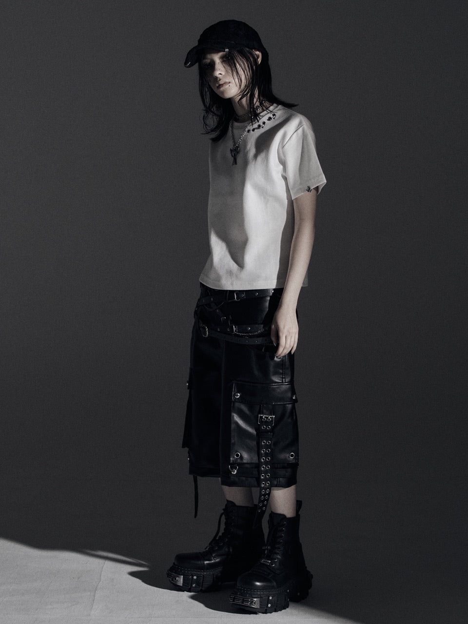 新品【Rosen Kreuz】DOUBLE WAIST LEATHER SHORT PANTS - メルカリ