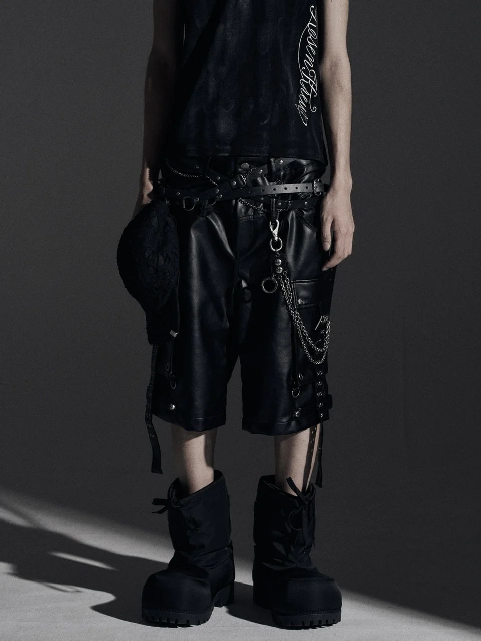 【Rosen Kreuz】LEATHER SHORT PANTS サイズ2 新品【Rosen Kreuz】DOUBLE WAIST LEATHER SHORT PANTS - メルカリ