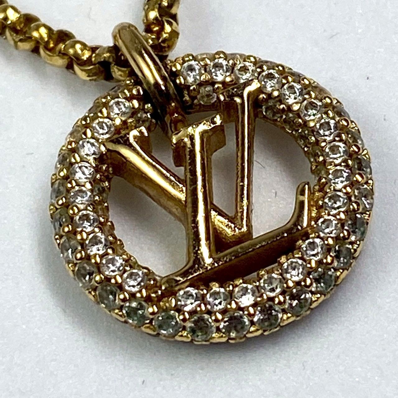 4970 LOUIS VUITTON ルイヴィトン コリエ ルイーズ バイ ナイト 