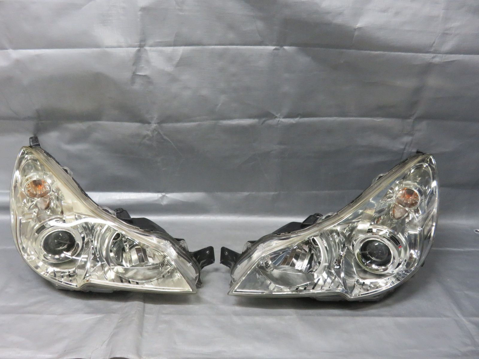 BM9 HID BR9 レガシィ ヘッドライト ▽レガシィ 純正 BRM BRG 社外