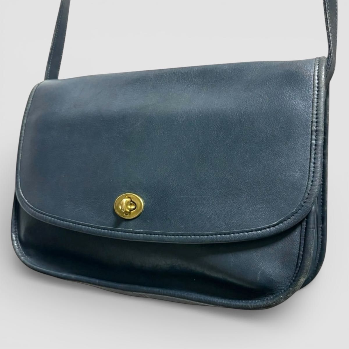 COACH コーチ ショルダーバッグ ターンロック 斜め掛け COACH◇オールドコーチターンロックショルダーバッグ/レザー/BLK/9936
