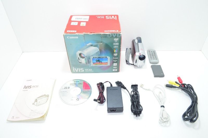 送料無料】 キヤノン CANON iVIS DC22 DVDビデオカメラ 2.0メガ