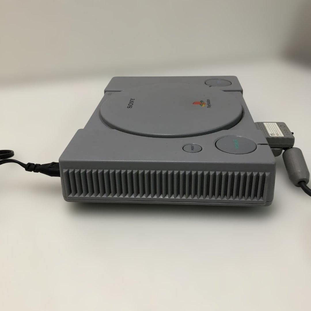 SONY プレイステーション SCPH-7000 木更津工場製 MADE IN JAPAN 本体 SONY プレイステーション SCPH-7000 木更津工場製 MADE IN JAPAN 本体