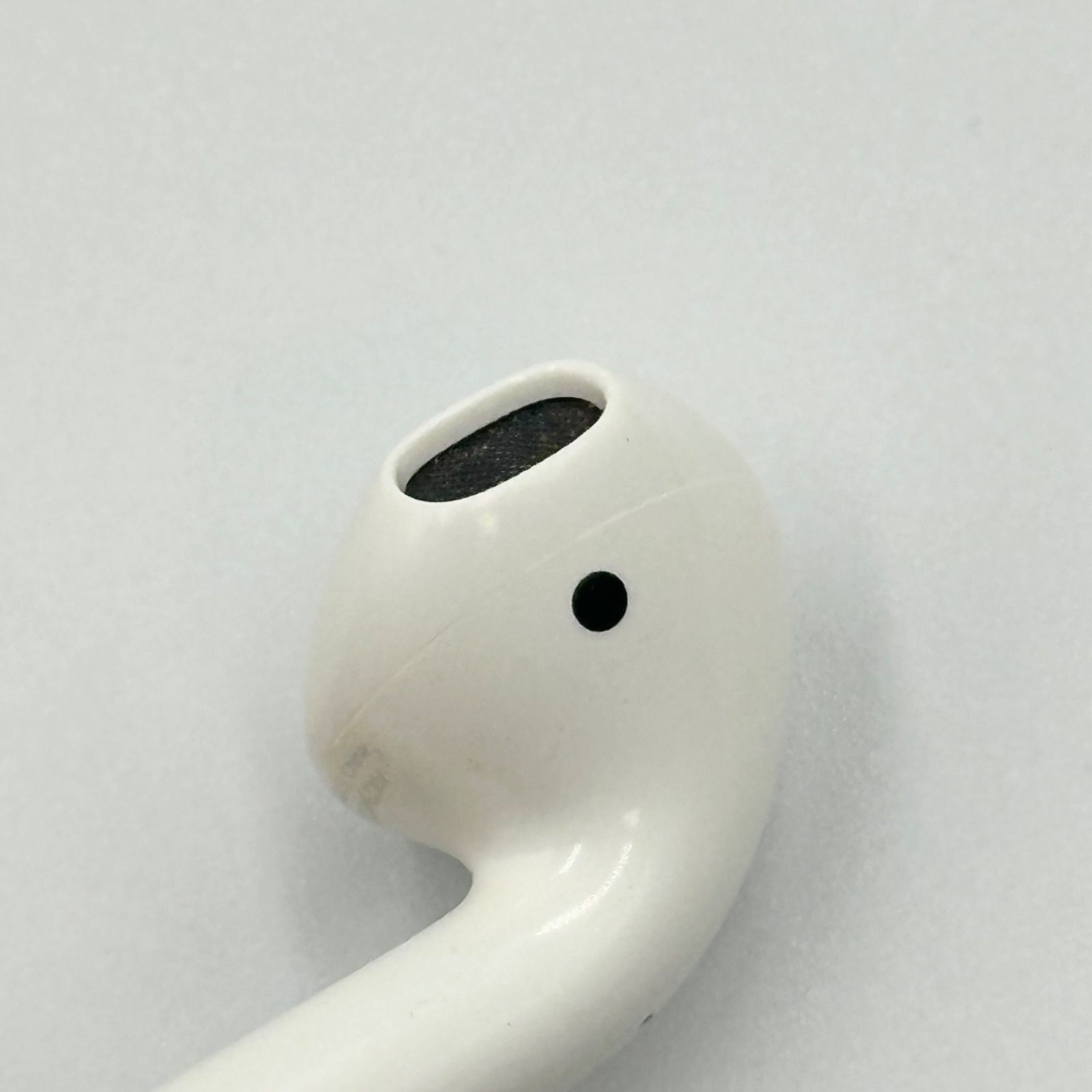 Refurbished Apple Airpods 2nd Gen A2031+A2032 In-Ear (Wired Apple