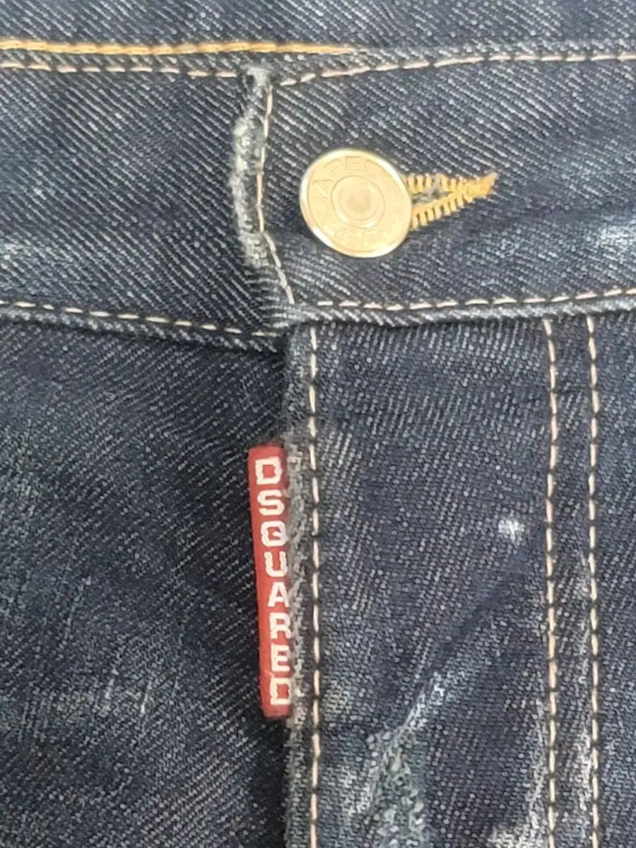 46 32)DSQUARED2 ディースクエアード2 スリムフィット デニム 出品