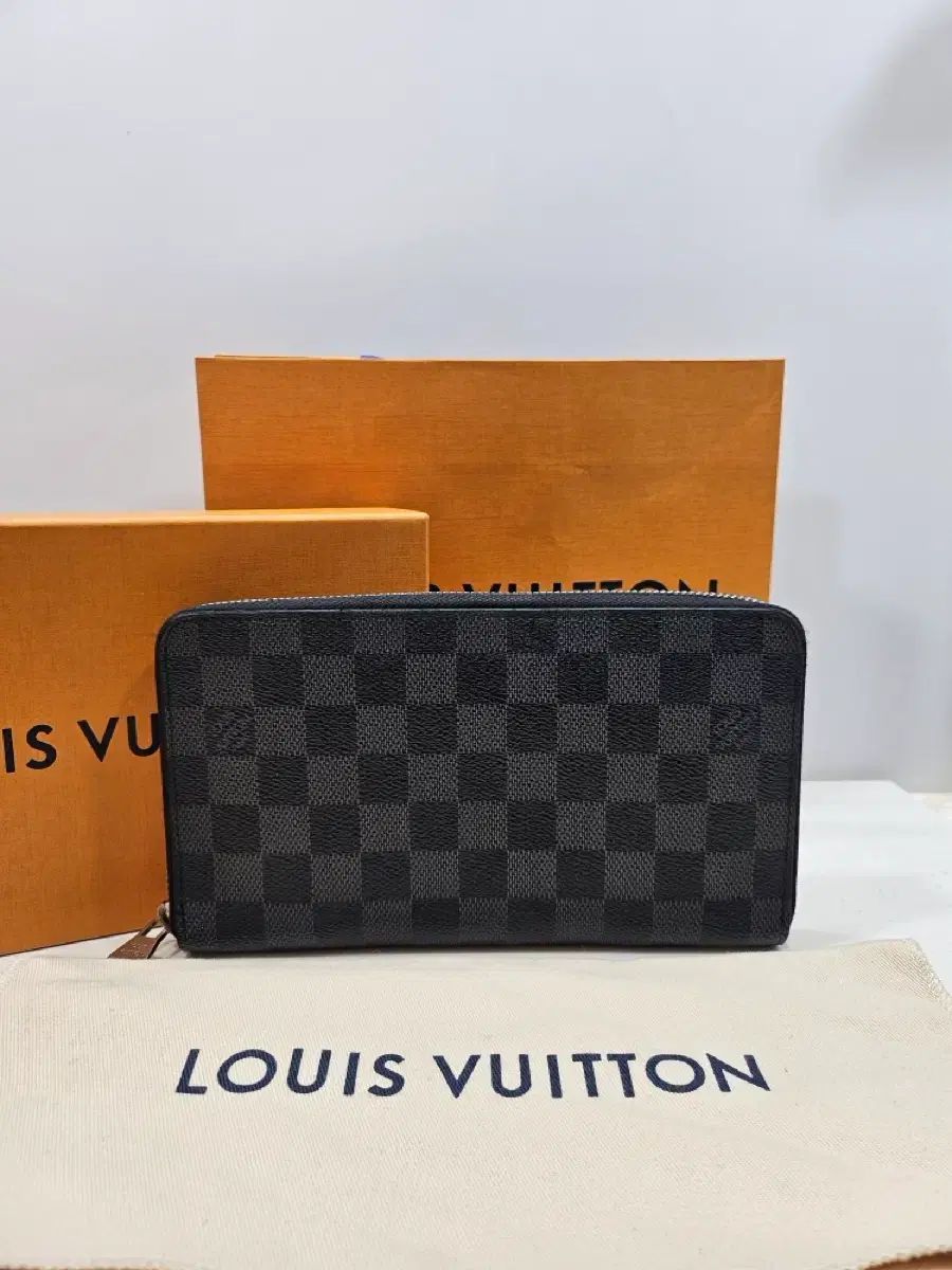 人気，新品 ルイヴィトン ダミエ ジッピー 長財布