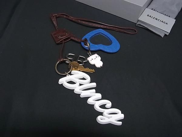 現行モデル 美品 バレンシアガ ルカゴール チャーム ガーリー キーホルダー □美品□ BALENCIAGA バレンシアガル シティ レザー ミラー キャット