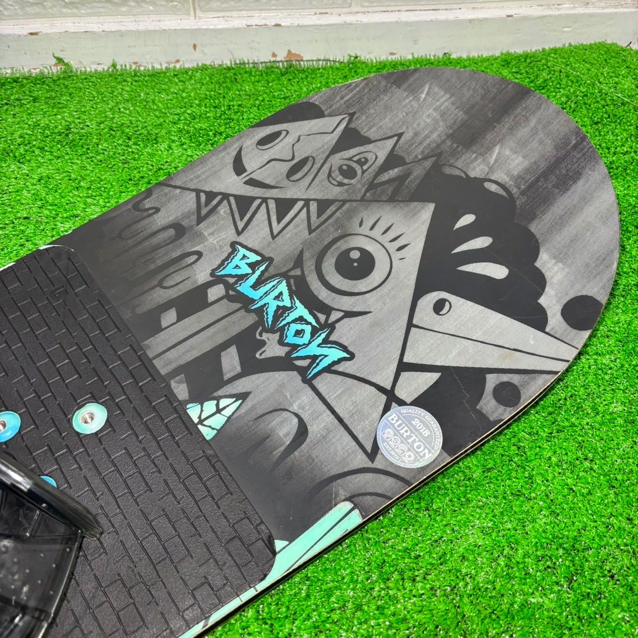 キッズ スノーボードセット GRAY BURTON 125cm 【公式通販】