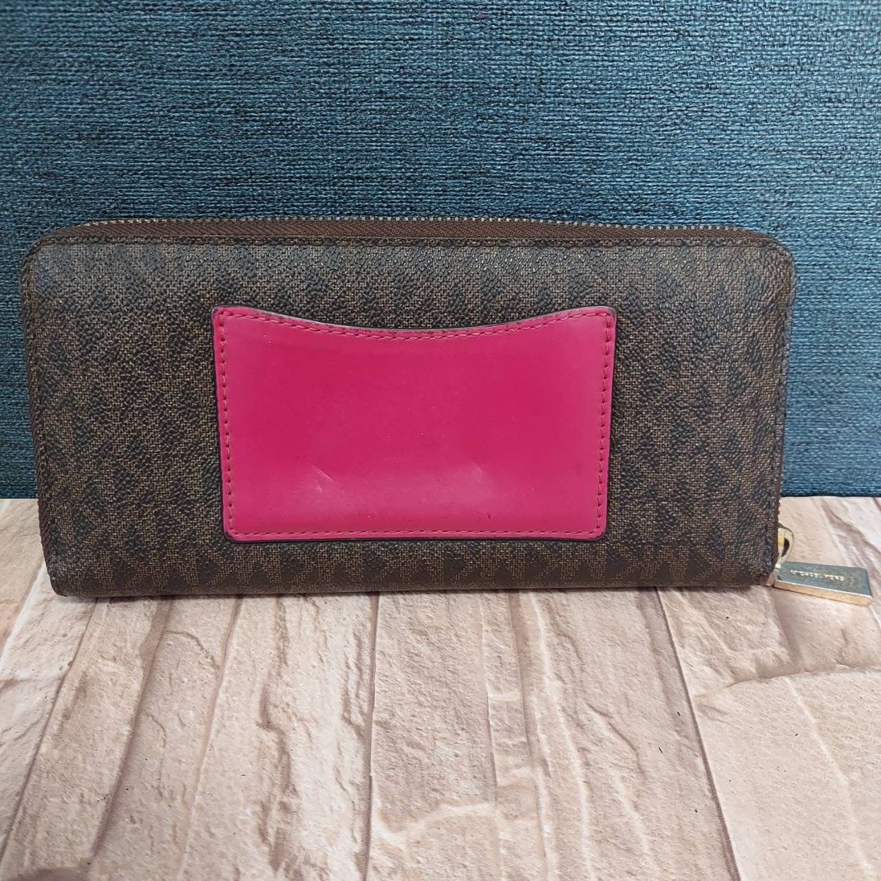 MICHAEL KORS マイケルコース MK柄 ラウンドファスナー長財布 ピンク 