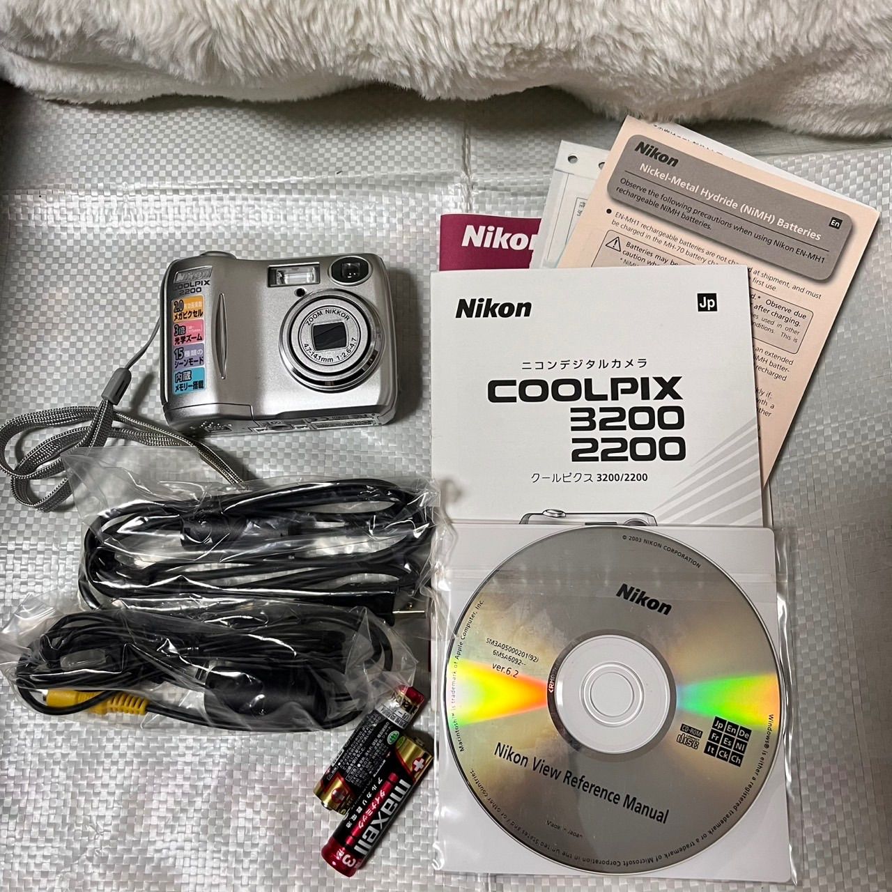 美品★ NIKON coolpix2200 中古品 ⑨-19 動作未確認 Nikon COOLPIX 2200 コンパクトデジタルカメラ