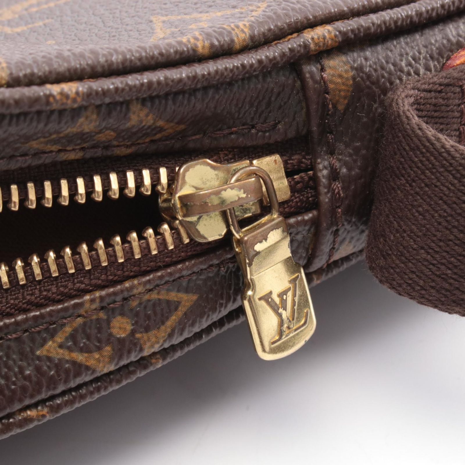 Buy from Japan Easily