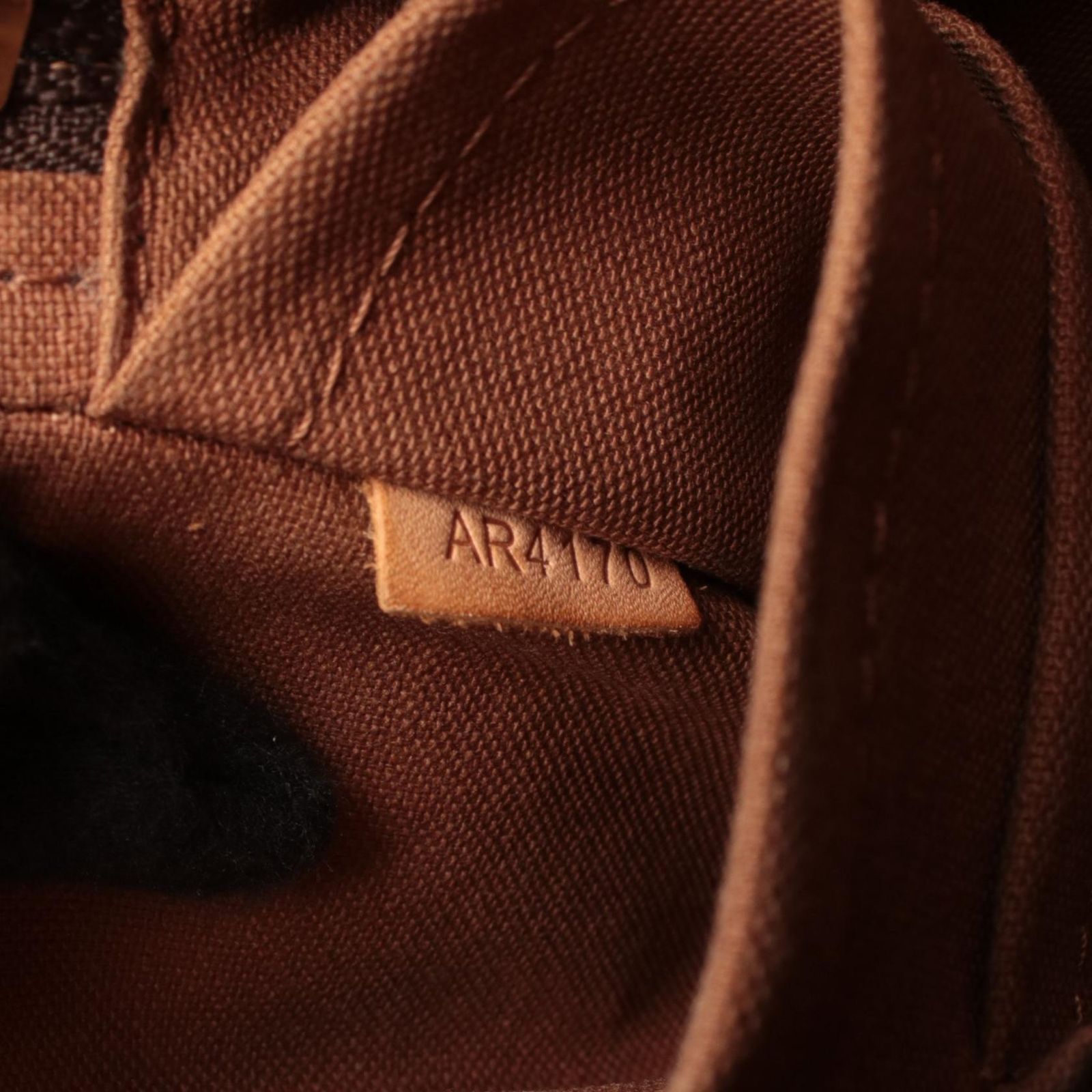 Buy from Japan Easily