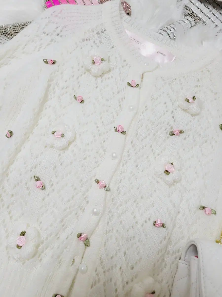 白 フラワー 刺繍 ニット カーディガン 【公式通販】