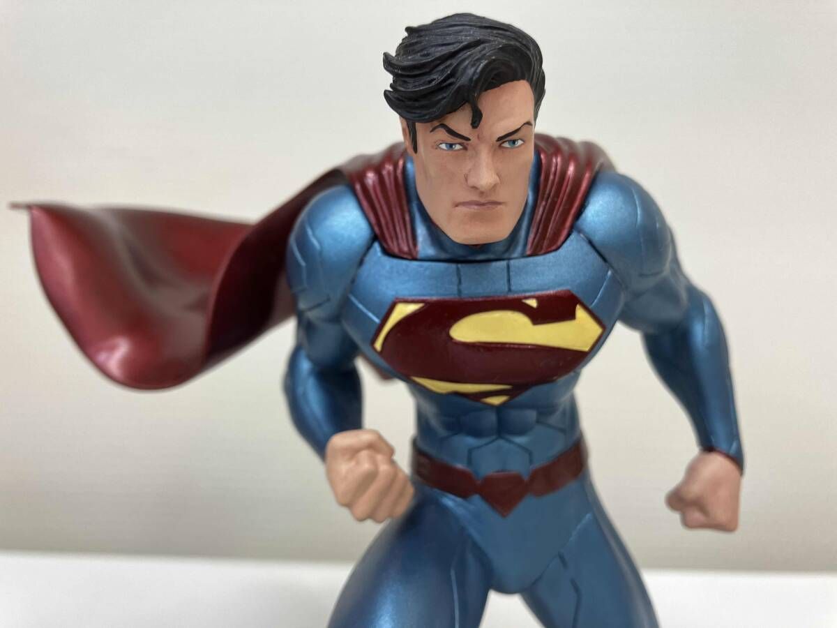 現状品 スーパーマン・ザ・マン・オブ・スティール スタチュー 