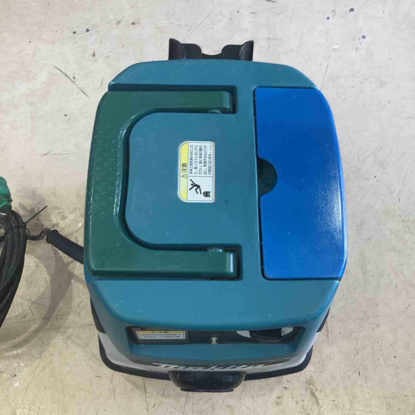 ☆マキタ(makita) 集じん機 乾湿両用 483(P)【町田店】 - メルカリ