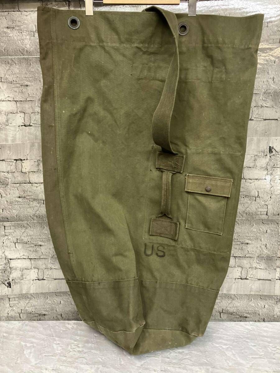 60s ARMY ダッフルバック 実物 アメリカ軍 50s 60s U.S.ARMY ダッフルバッグ military アメリカ陸軍 ミリタリー