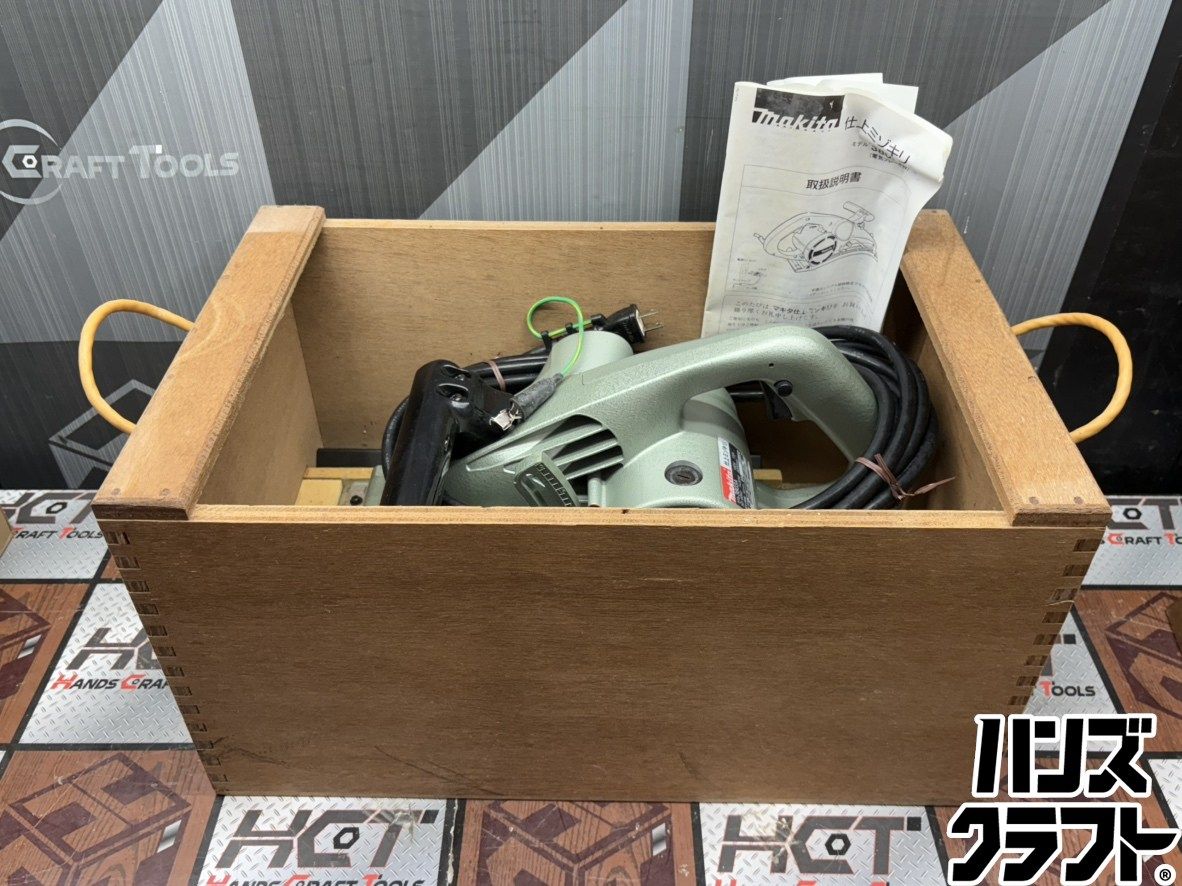 〇【送料無料】マキタ Makita 3803A仕上ミゾキリ 最大切削幅46mm ※少し 