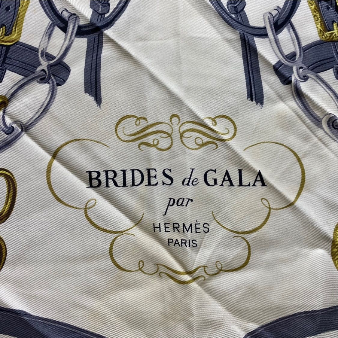 エルメス カレ90 BRIDES de GALA シルクスカーフ 式典用馬勒 ピンク