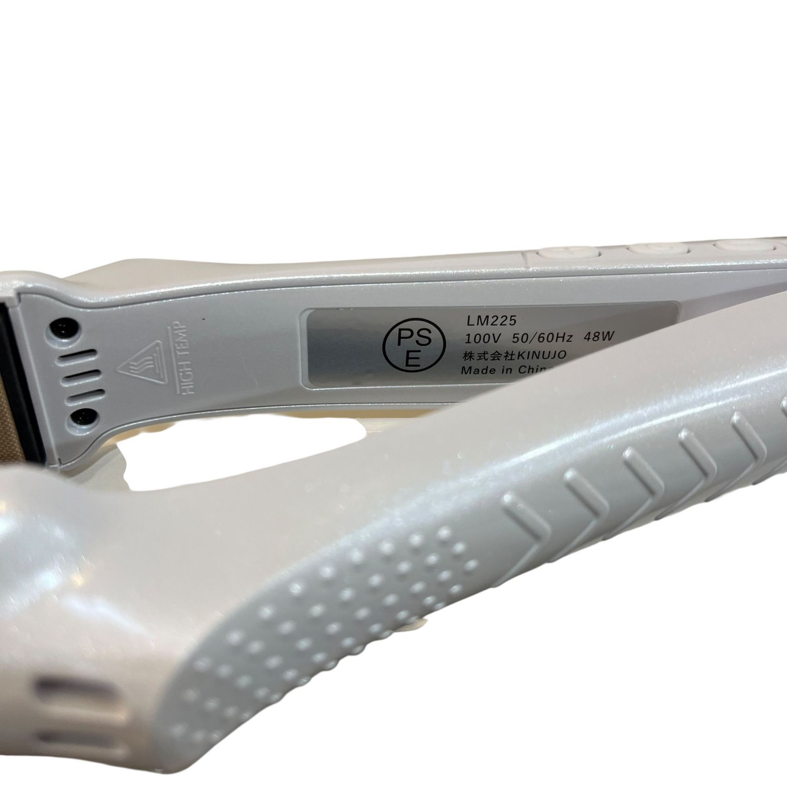 新品○KINUJO/絹女○ ストレートヘアアイロン LM225 元箱付 キヌージョ 