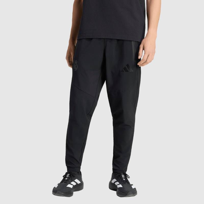【送料無料・匿名配送】adidas アディダス レアルマドリード 公式 トラベル パンツ 25/26 黒 ブラック 新品 正規品