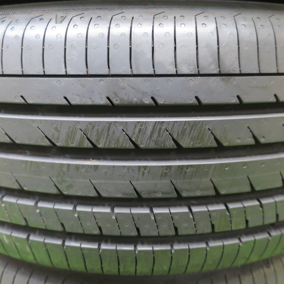 新車外し！25年☆205/55R16 ヨコハマ アドバン dB V553 タイヤ 16 