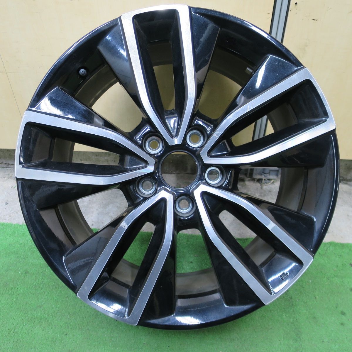 送料無料] 1本価格☆ホンダ RV系 ヴェゼル e:HEV Z 純正 ホイール 18 