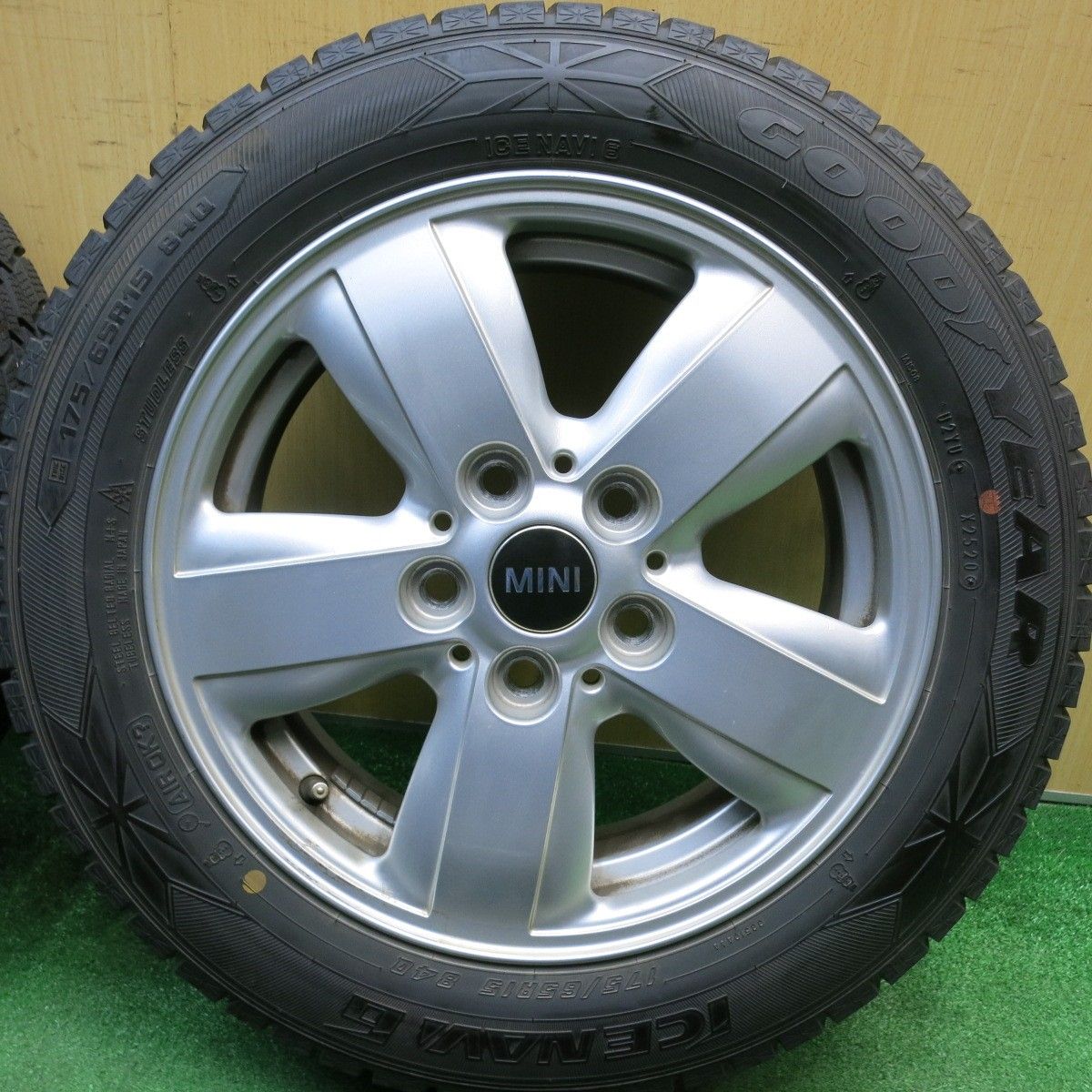 F56 ミニ ヘリスポーク 純正 F55 F57 0 スタッドレス ホイール 