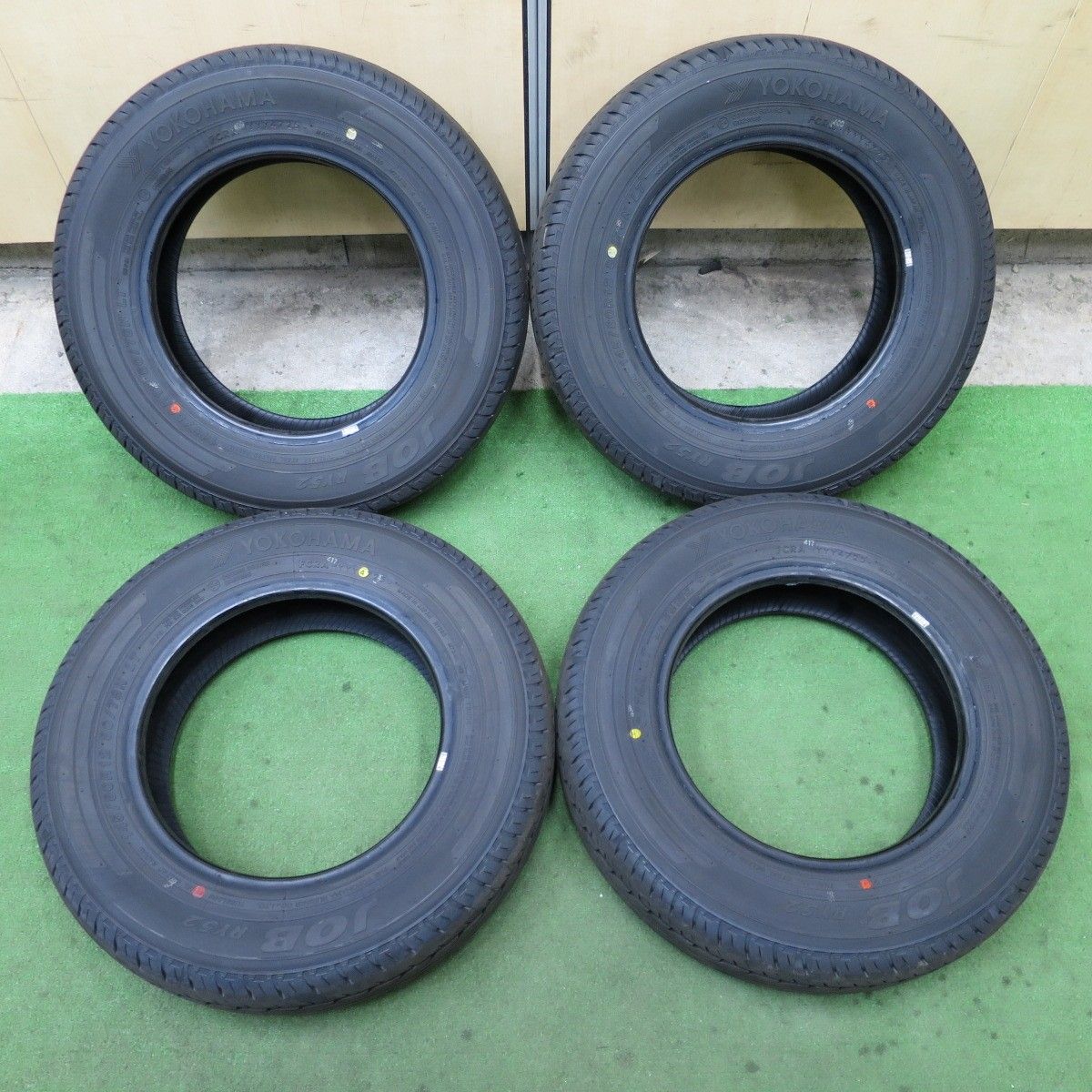 新車外し 2025年製 ヨコハマ JOB RY52 145/80R12 80/78N LT 4本