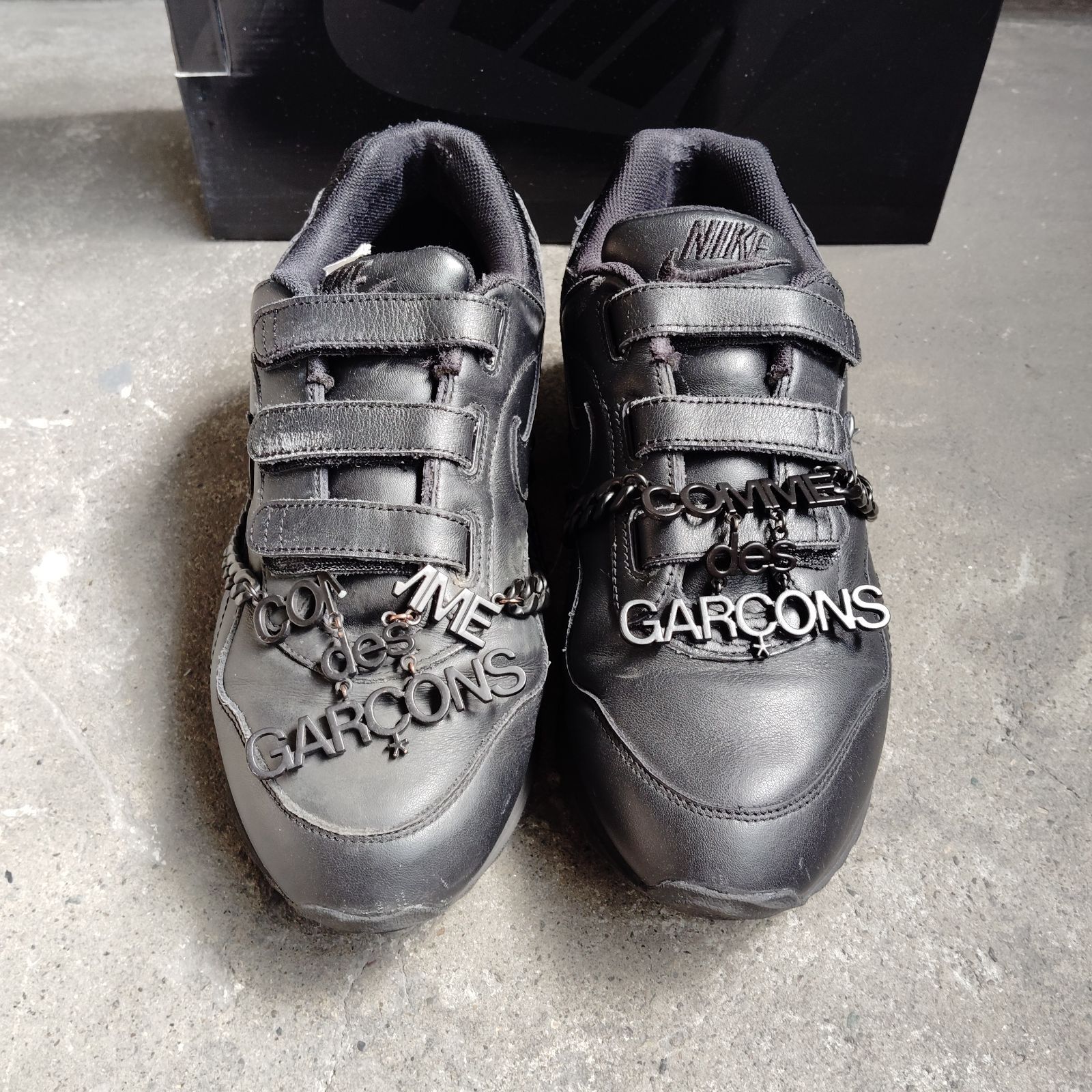 ［美品］［19AW］コムデギャルソン × ナイキ　アウトバースト スニーカー COMME des GARCONS × NIKE 19aw OUTBURST V / CDG 26cm