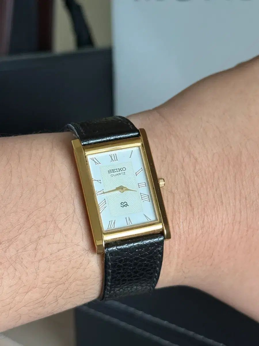 SEIKO（セイコー）の「SEIKO アナログ タンク スクエア 腕時計 【稼働