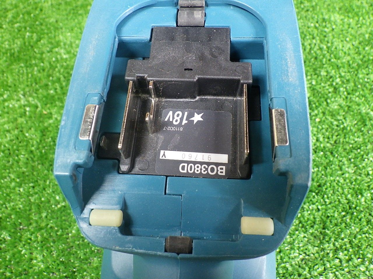マキタ 18V 仕上げサンダ BO380D 本体のみ 木材 研磨 中古品 - メルカリ