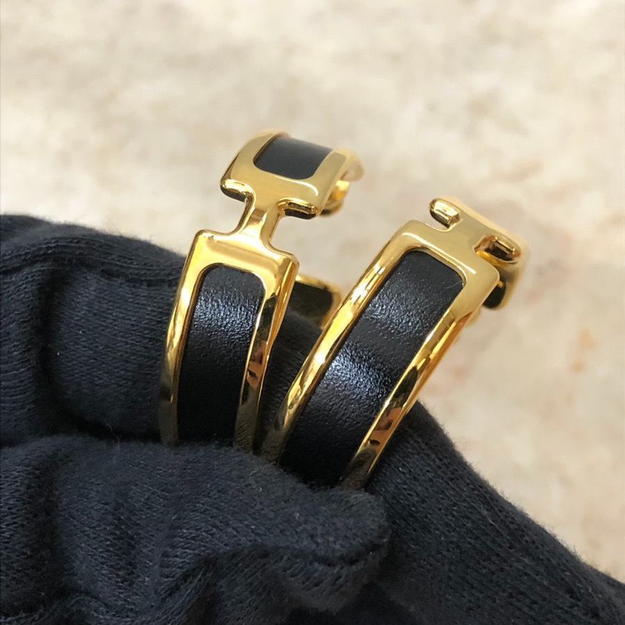 HERMES エルメス オランプ レザー フープ ピアス ブラック/ゴールド 