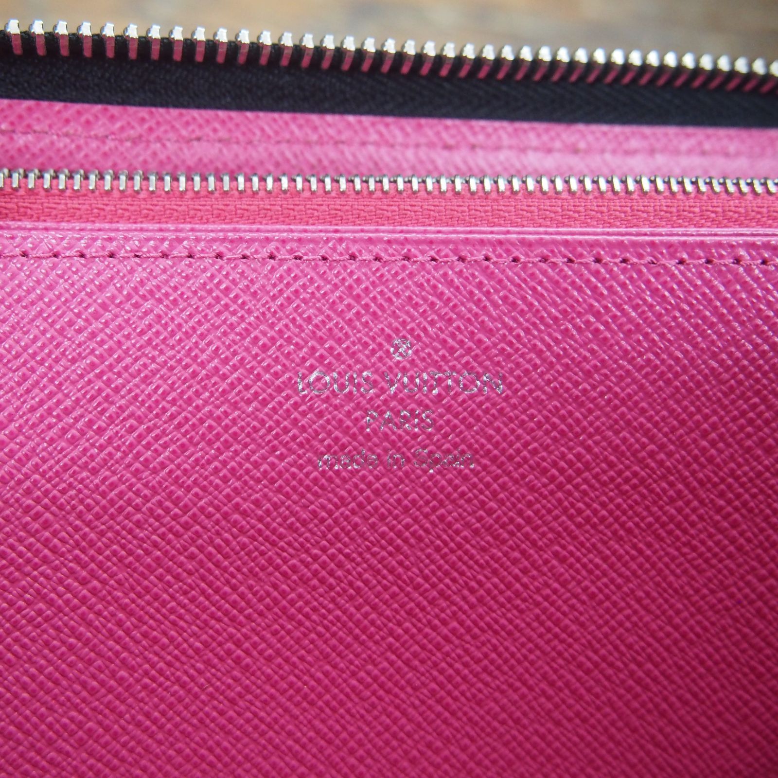 LOUIS VUITTON ルイヴィトン 長財布 ジッピーウォレット M64838 エピ