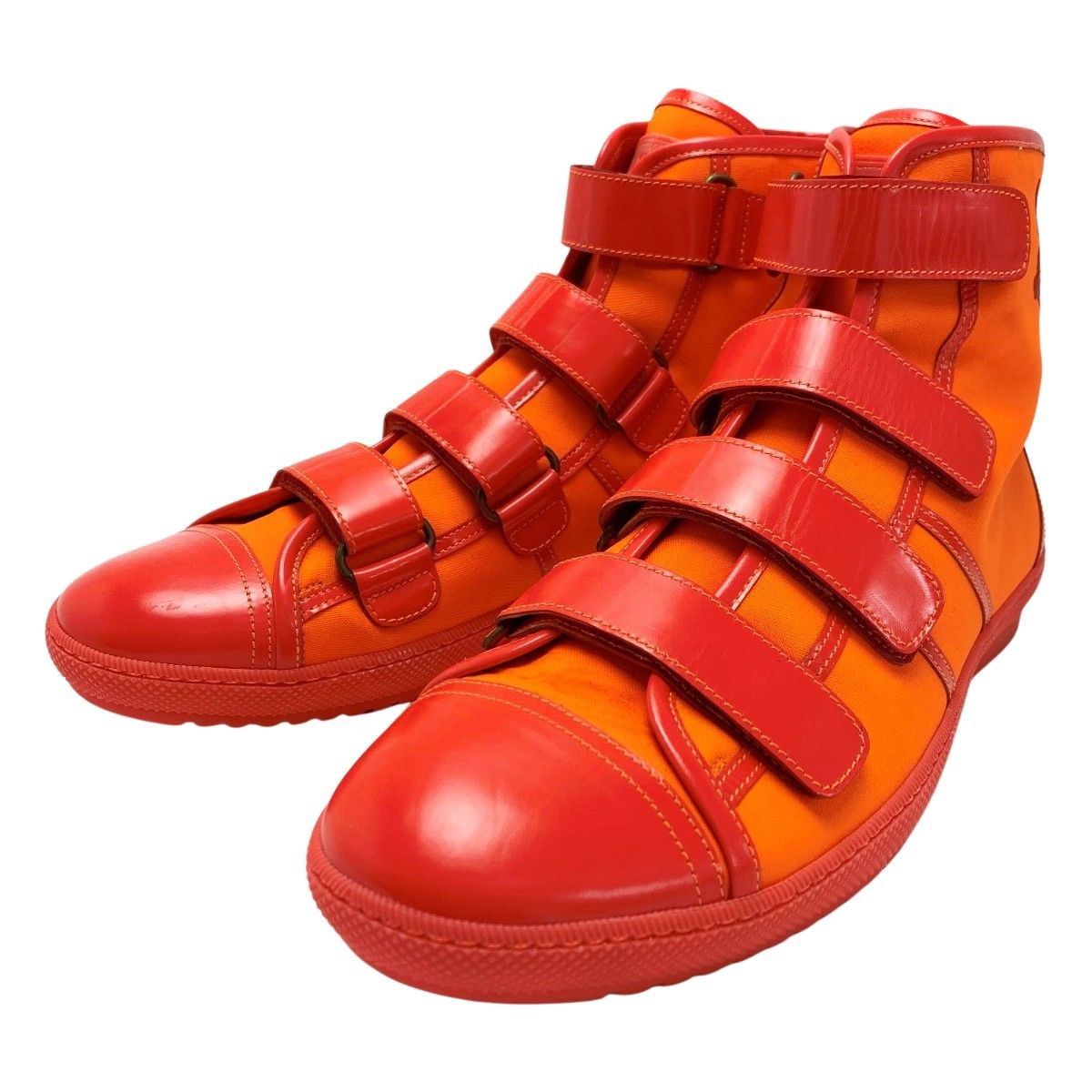 LOUIS VUITTON ルイヴィトン ハイカットスニーカー GO0077 LOUIS VUITTON ルイヴィトン ハイカットスニーカー GO0077