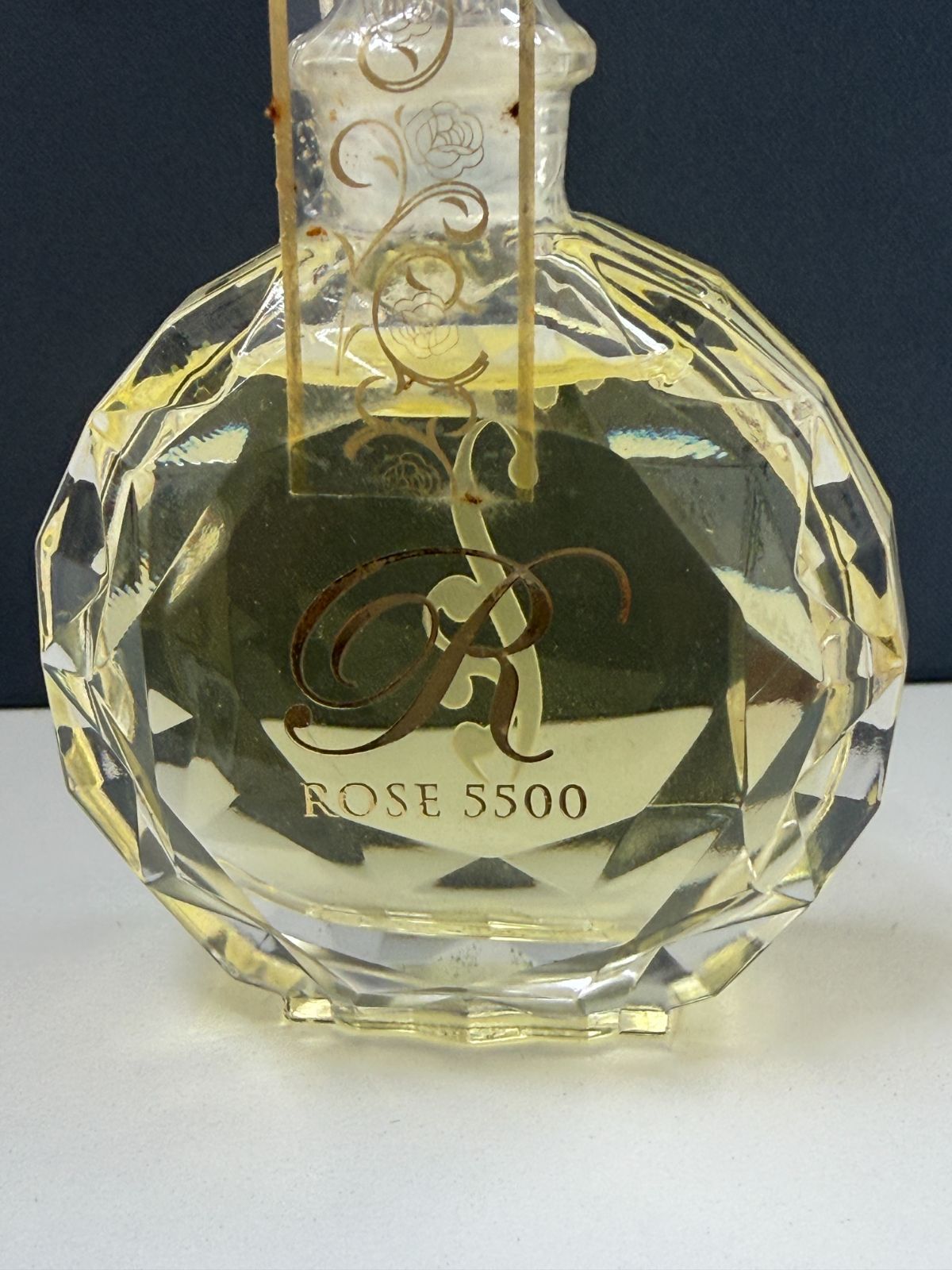 新品未使用未開栓 シナリー ローズ 5500 25ml 【公式通販】