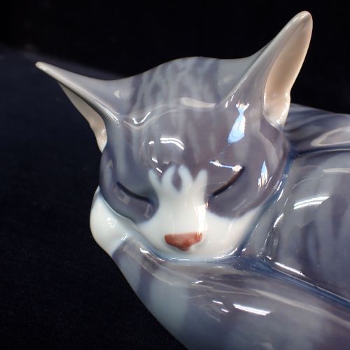 ロイヤルコペンハーゲン「3匹の眠り猫」 ロイヤルコペンハーゲン「3匹の眠り猫」 ロイヤル・コペンハーゲンの