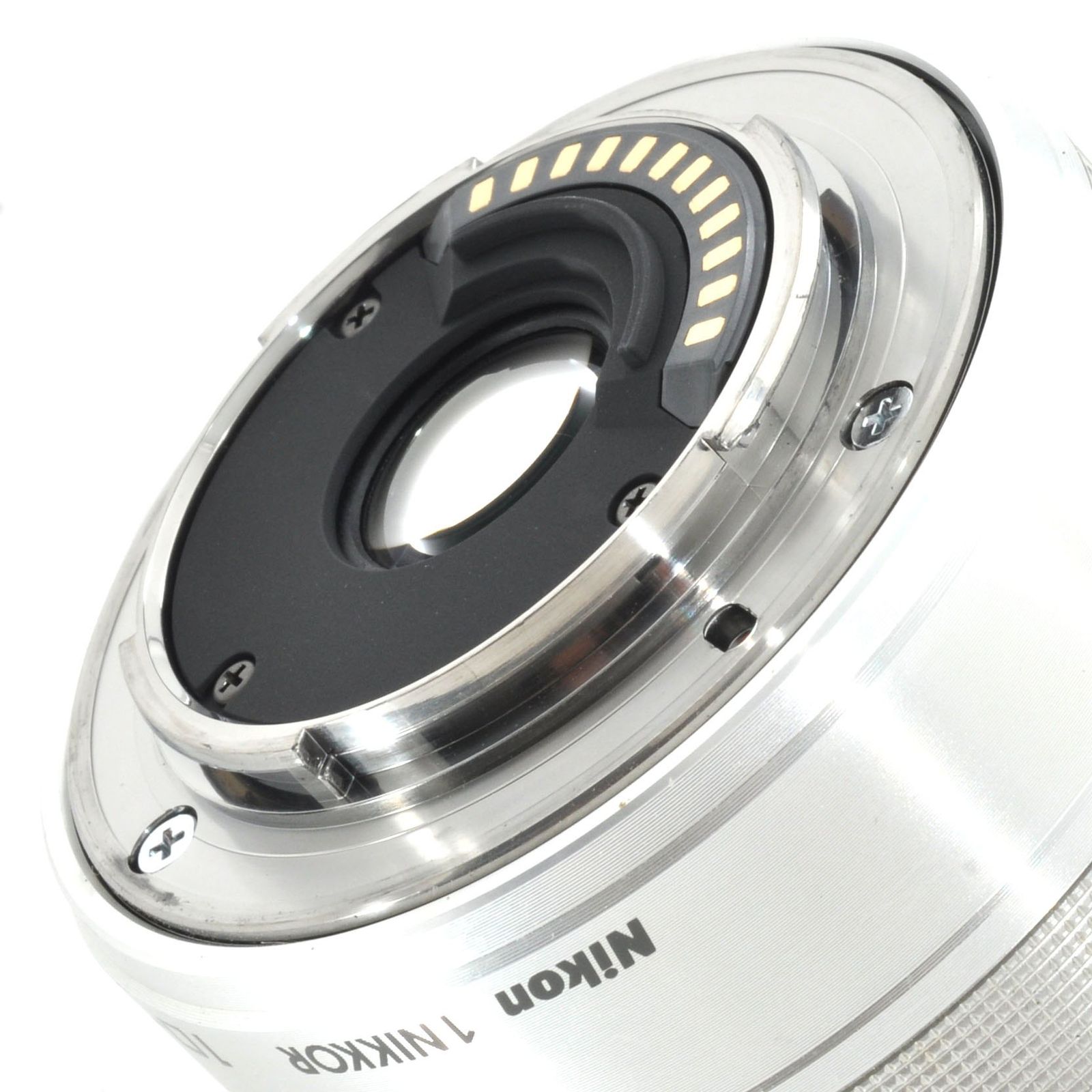 ニコン】Nikon 1 J5 + 1 NIKKOR 10-30mm F3.5-5.6 VR ミラーレスカメラ 