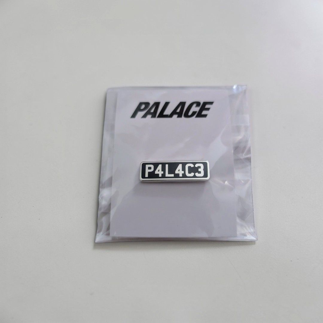 Palace ピンバッジ 4点 新品・本物】Palace Plate Pin Badge / パレス ナンバープレート型