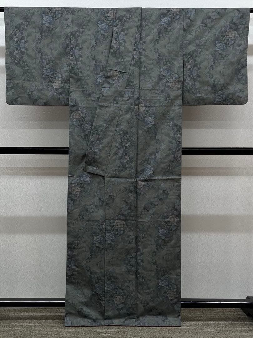 都喜ヱ門 古典美術 本場大島紬 夢幻辻ヶ花 藤絹織物 正絹 太陽印 A251 