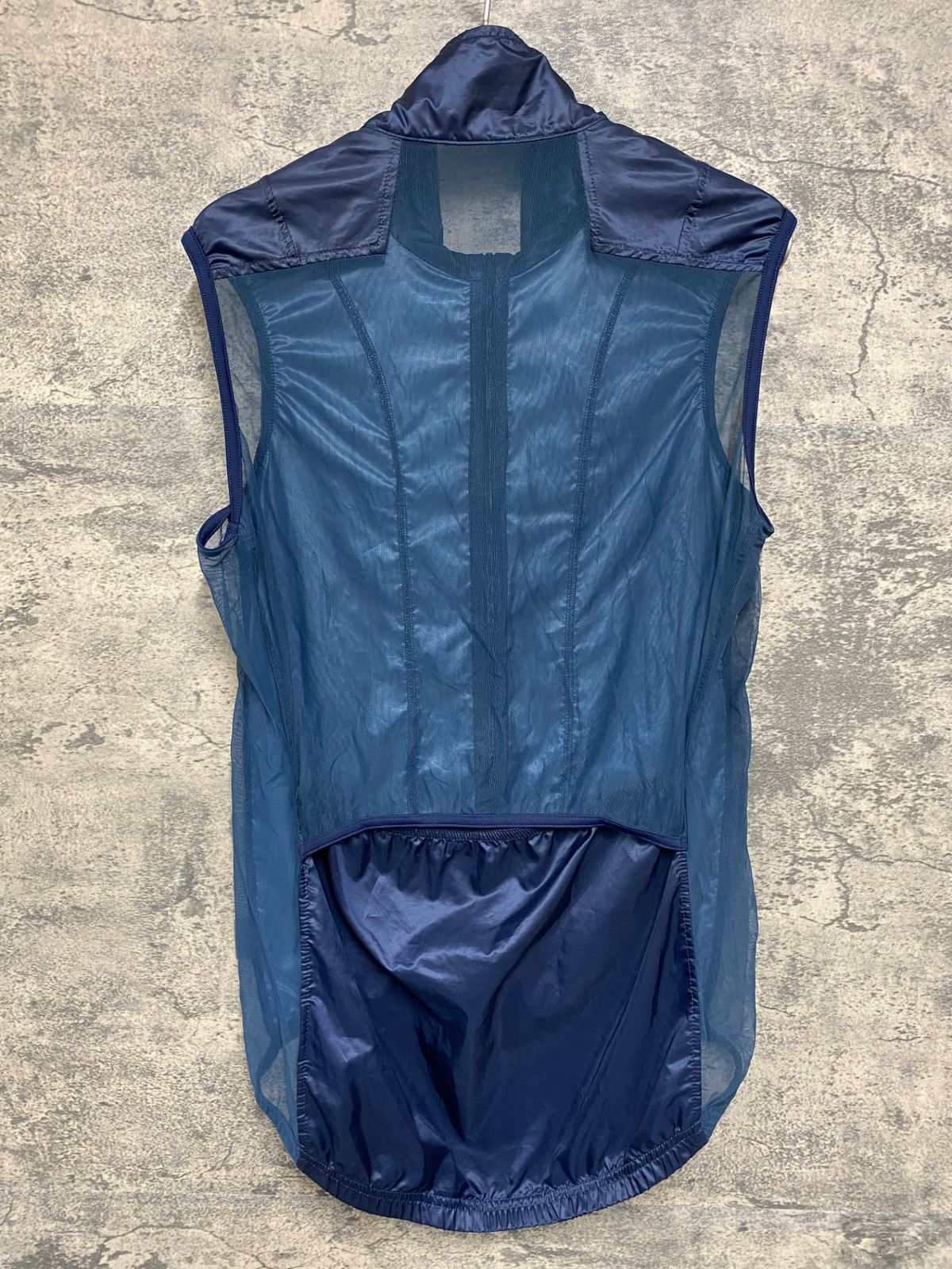 JY621 カフェドシクリステ CAFE DU CYCLISTE Petra man Gilet ジレ
