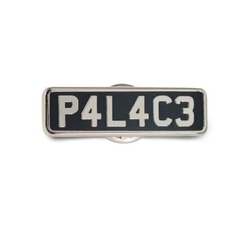 新品・本物】Palace Plate Pin Badge / パレス ナンバープレート型