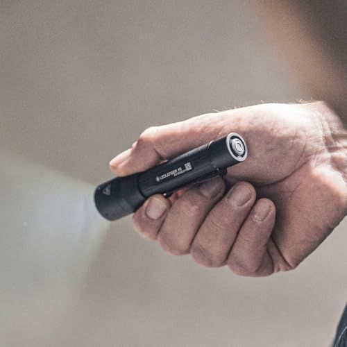 新品 Ledlenser P5 第四世代 LEDハンドライト 乾電池式 単三電池 x1200 