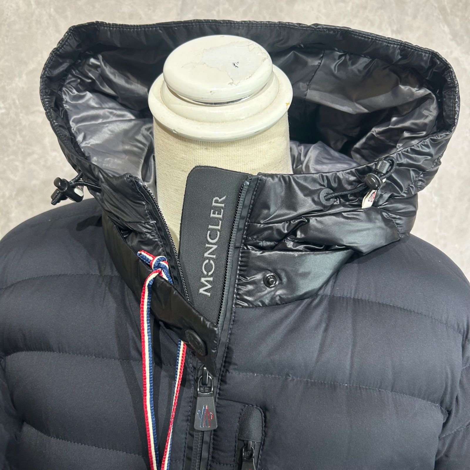 レアサイズタグ付き】 MONCLER モンクレールグルノーブルBRUCHE ダウン 