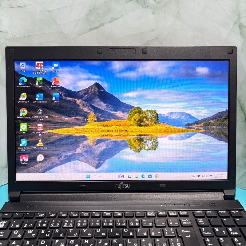Win11 SSD】富士通 LIFEBOOK A574/H - メルカリ