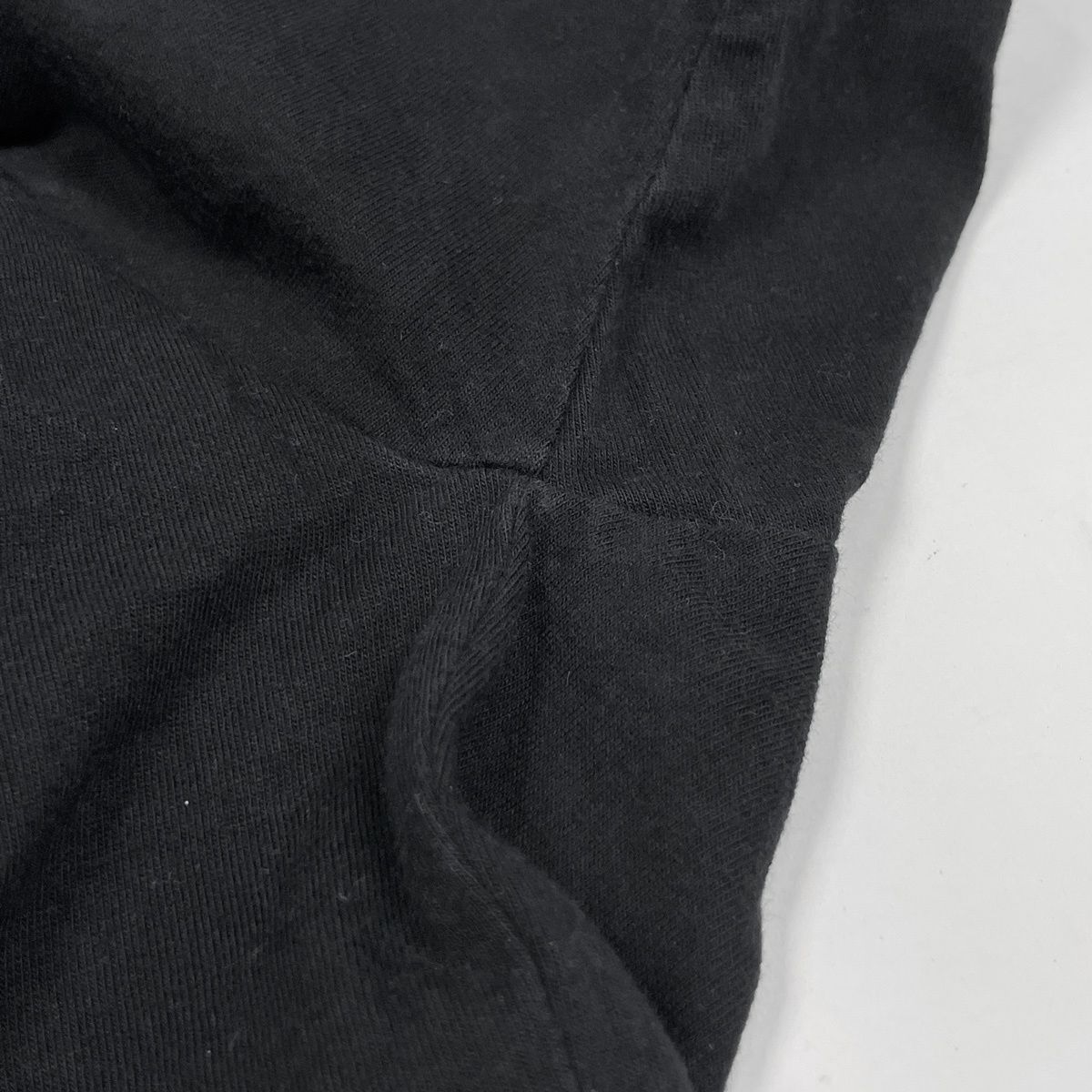 ルイ・ヴィトン Louis Vuitton ロゴ 半袖 Tシャツ チェーン付き 反転 