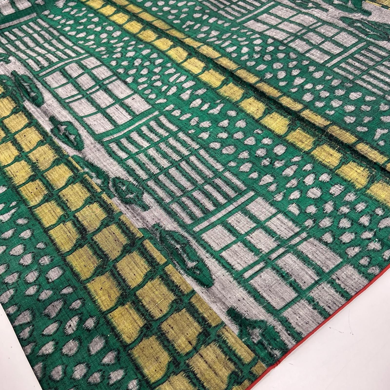 小千谷紬 正絹 幾何学模様 変わり絣 真綿紬 MK-5206 - メルカリ