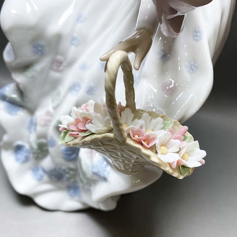 リヤドロ 陶磁器 フィギュア 「春の輝き」Lladro Spring Splendor 箱