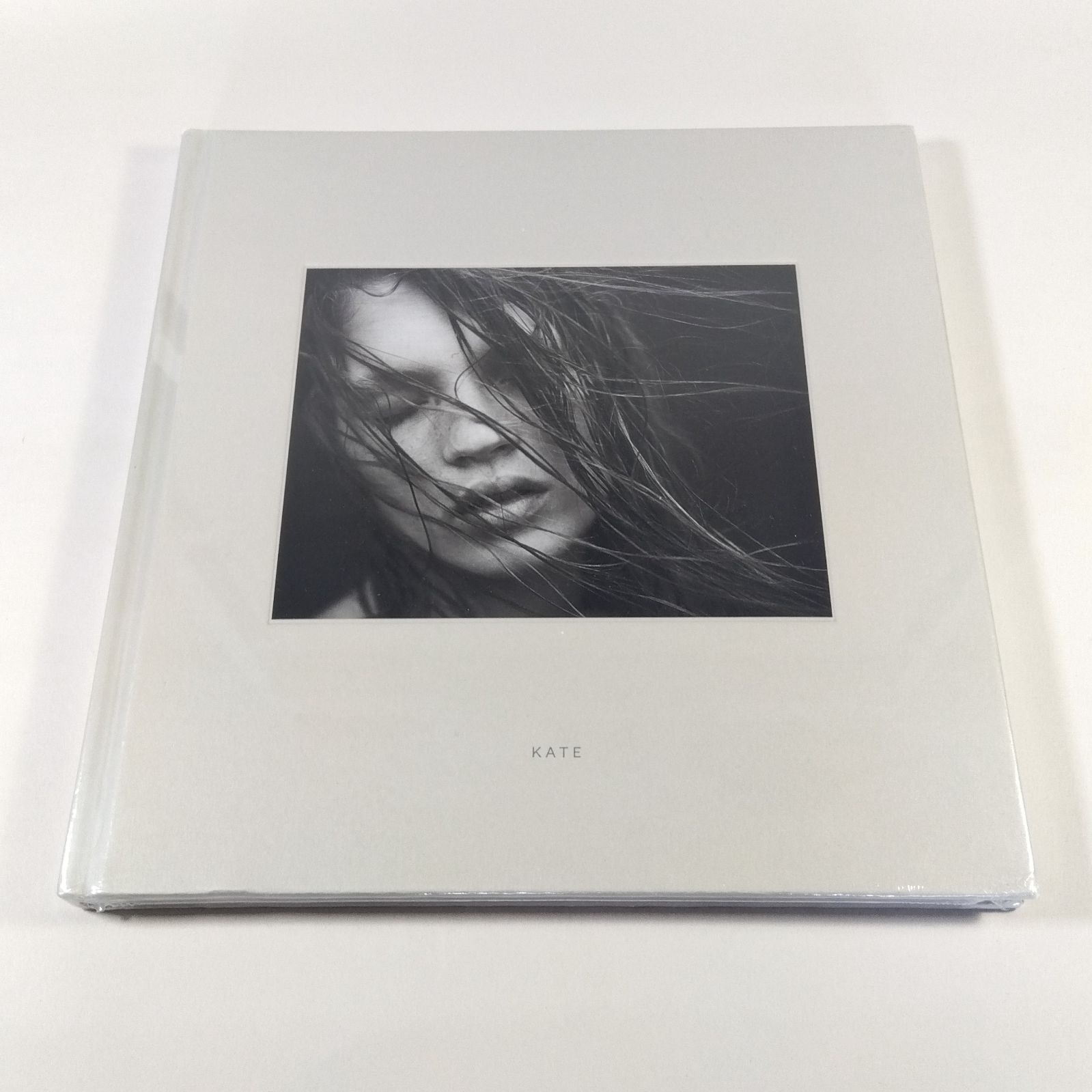 Mario Sorrenti: Kate 【公式通販】