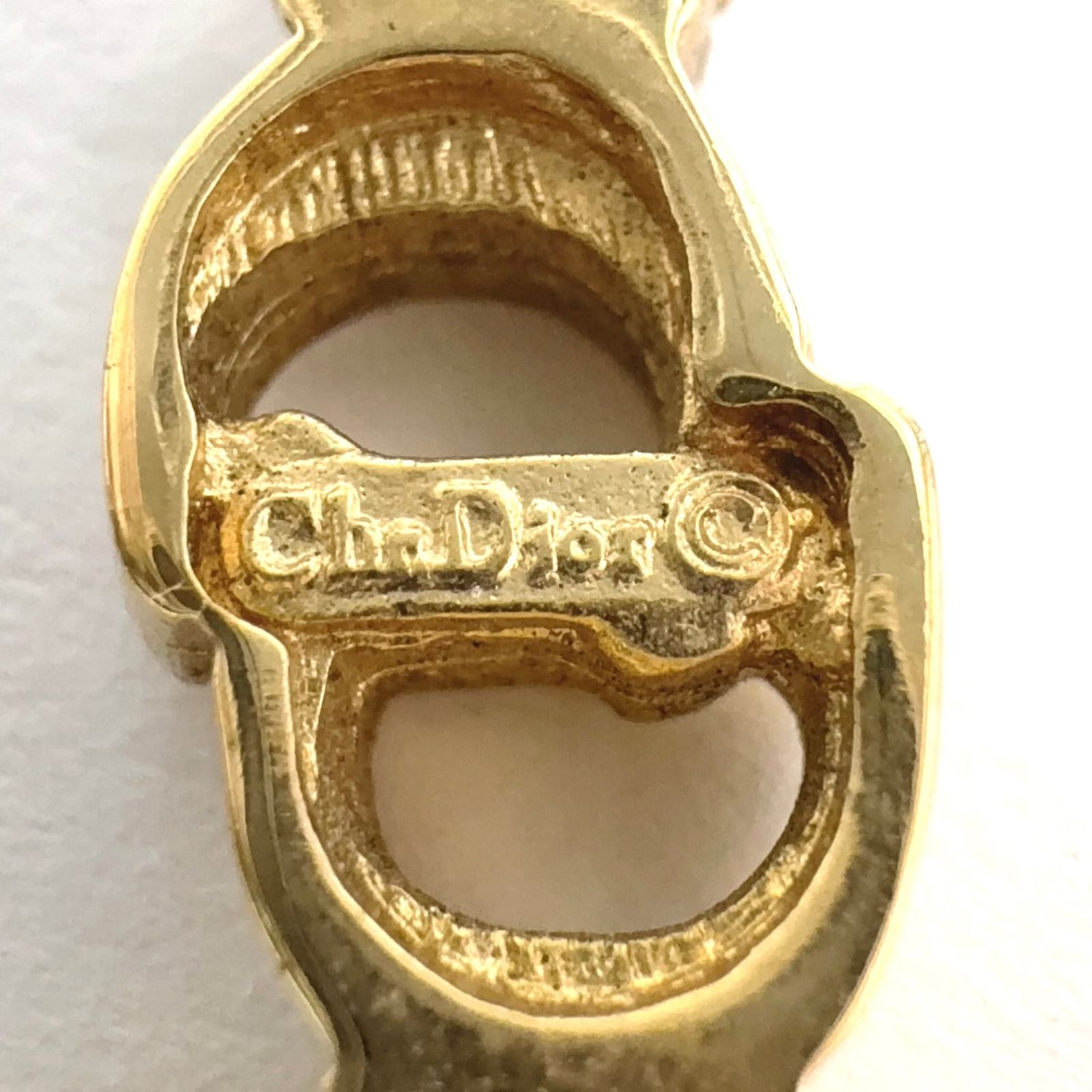 Christian Dior ヴィンテージCDロゴ GP ゴールド ブローチ - メルカリ