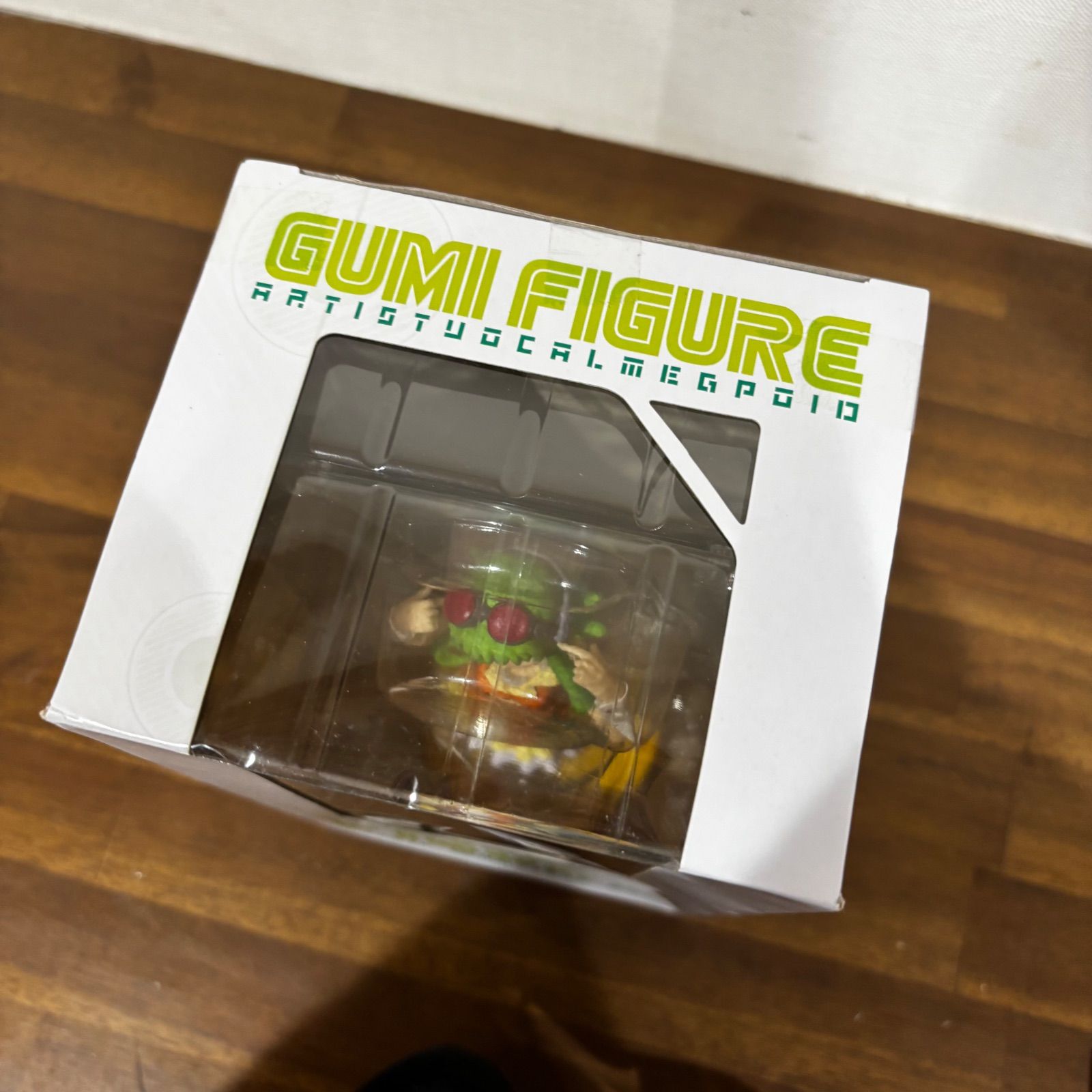 OneMall provides Mercari products: 希少 未開封 メグッポイド GUMI